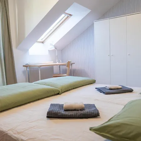 アパート Comfort 2br *